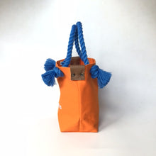 画像をギャラリービューアに読み込む, BRANCHES オリジナル トートバッグS *珊瑚刺繍入り*オレンジ(白刺繍、青紐)