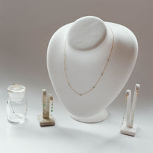 画像をギャラリービューアに読み込む, エメラルドチェーンピアス