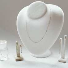 画像をギャラリービューアに読み込む, エメラルドチェーンピアス