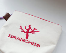 画像をギャラリービューアに読み込む, NEW✨ 珊瑚ロゴ刺繍ポーチ Sサイズ(キナリ)