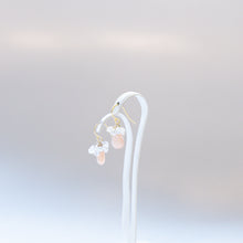 画像をギャラリービューアに読み込む, オレンジムーンストーンのブーケピアス