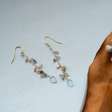 画像をギャラリービューアに読み込む, ✨NEW【11月の誕生石】ブルートパーズのリーフカット/チェーンピアス