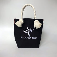 画像をギャラリービューアに読み込む, BRANCHES オリジナル トートバッグS *珊瑚刺繍入り*ブラック(白刺繍、白紐)