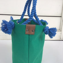 画像をギャラリービューアに読み込む, BRANCHES オリジナル トートバッグМ *珊瑚刺繍入り*グリーン(白刺繍、青紐)