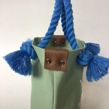 画像をギャラリービューアに読み込む, BRANCHES オリジナル トートバッグ *珊瑚刺繍入り*スモーキーセラドン(白刺繡、青紐)