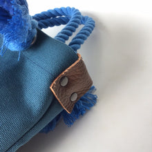 画像をギャラリービューアに読み込む, BRANCHES オリジナル トートバッグ *珊瑚刺繍入り*ミネラルブルー(白刺繍、青紐)