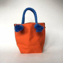 画像をギャラリービューアに読み込む, BRANCHES オリジナル トートバッグ *珊瑚刺繍入り*キャロット(白刺繡、青紐)