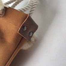 画像をギャラリービューアに読み込む, BRANCHES オリジナル トートバッグ *珊瑚刺繍入り*キャニオンブラウン(グレー刺繍、白紐)