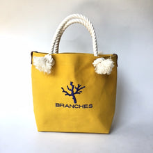 画像をギャラリービューアに読み込む, BRANCHES オリジナル トートバッグМ *珊瑚刺繍入り*マスタード(青刺繍、白紐)