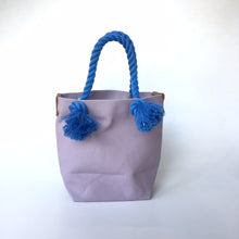 画像をギャラリービューアに読み込む, BRANCHES オリジナル トートバッグ *珊瑚刺繍入り*ウィステリア(グレー刺繡、青紐)