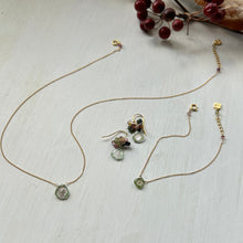 画像をギャラリービューアに読み込む, ウォーターメロントルマリン/ブーケピアス