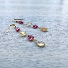 画像をギャラリービューアに読み込む, オパールとトルマリンのピアス