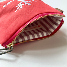 画像をギャラリービューアに読み込む, NEW✨ 珊瑚ロゴ刺繍ポーチ Sサイズ(レッド)