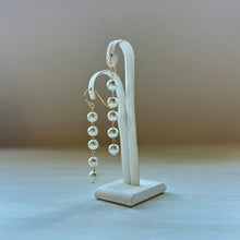 画像をギャラリービューアに読み込む, ✨NEW コットンパール5粒ピアス(5ミリ)