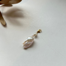 画像をギャラリービューアに読み込む, 淡水パールのチャーム