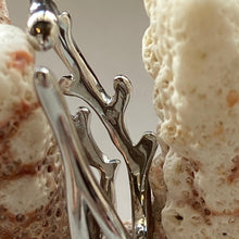 画像をギャラリービューアに読み込む, 🔹サージカルステンレス🔹ダブル珊瑚のイヤカフ