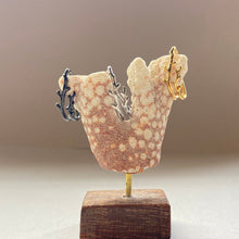 画像をギャラリービューアに読み込む, 🔹サージカルステンレス🔹ダブル珊瑚のイヤカフ