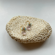 画像をギャラリービューアに読み込む, ✨NEW✨ シェル型 天然石のブーケピアス(タイプ⓵~⑩お選び下さい)