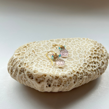 画像をギャラリービューアに読み込む, ✨NEW✨ シェル型 天然石のブーケピアス(タイプ⓵~⑩お選び下さい)