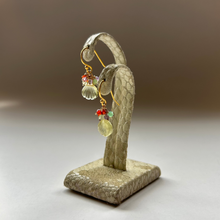 画像をギャラリービューアに読み込む, ✨NEW✨ シェル型 天然石のブーケピアス(タイプ⓵~⑩お選び下さい)