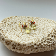 画像をギャラリービューアに読み込む, ✨NEW✨ シェル型 天然石のブーケピアス(タイプ⓵~⑩お選び下さい)