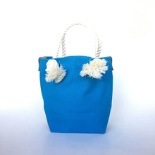 画像をギャラリービューアに読み込む, BRANCHES オリジナル トートバッグ *珊瑚刺繍入り*スカイブルー~白刺繡