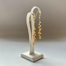 画像をギャラリービューアに読み込む, スぺサタイトガーネットのロングピアス