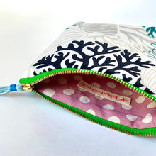 画像をギャラリービューアに読み込む, ポーチ Sサイズ *サンゴ&シェル柄