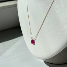 画像をギャラリービューアに読み込む, ルビーペアシェイプネックレス