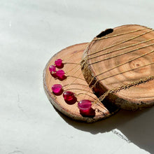 画像をギャラリービューアに読み込む, ルビーペアシェイプネックレス