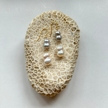 画像をギャラリービューアに読み込む, 淡水twin'sパールピアス(2粒)