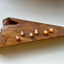 画像をギャラリービューアに読み込む, 淡水カラーパールの1粒ピアス