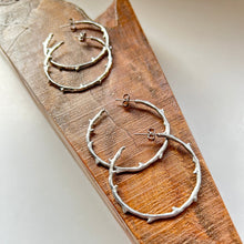 画像をギャラリービューアに読み込む, 🔹サージカルステンレス🔹 コーラルフープピアス / つや消し