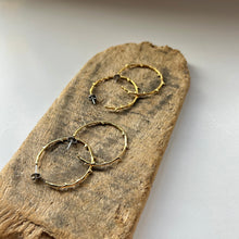 画像をギャラリービューアに読み込む, 🔹サージカルステンレス🔹 コーラルフープピアス / ゴールドメッキ (鏡面)