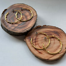 画像をギャラリービューアに読み込む, 🔹サージカルステンレス🔹 コーラルフープピアス / ゴールドメッキ (鏡面)