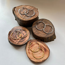 画像をギャラリービューアに読み込む, 🔹サージカルステンレス🔹 コーラルフープピアス / つや消し