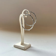 画像をギャラリービューアに読み込む, 🔹サージカルステンレス🔹 コーラルフープピアス / つや消し