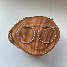 画像をギャラリービューアに読み込む, 🔹サージカルステンレス🔹 コーラルフープピアス / 鏡面