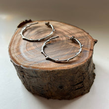 画像をギャラリービューアに読み込む, 🔹サージカルステンレス🔹 コーラルフープピアス / 鏡面