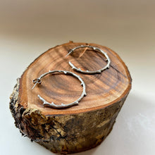 画像をギャラリービューアに読み込む, 🔹サージカルステンレス🔹 コーラルフープピアス / つや消し