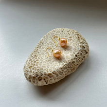 画像をギャラリービューアに読み込む, 淡水カラーパールの1粒ピアス