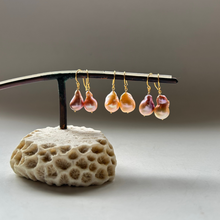 画像をギャラリービューアに読み込む, 淡水カラーパールの1粒ピアス