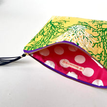 画像をギャラリービューアに読み込む, ポーチ Lサイズ *サンゴ柄(イエロー)