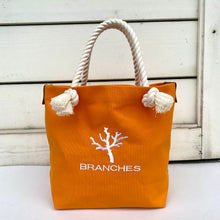 画像をギャラリービューアに読み込む, BRANCHES オリジナル トートバッグМ *珊瑚刺繍入り*オレンジ(白刺繍、白紐)