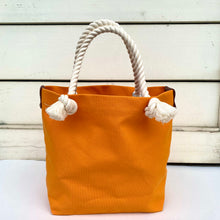 画像をギャラリービューアに読み込む, BRANCHES オリジナル トートバッグМ *珊瑚刺繍入り*オレンジ(白刺繍、白紐)