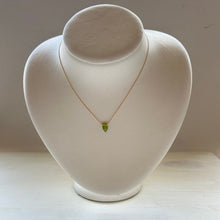 画像をギャラリービューアに読み込む, ペリドットネックレス/マーキス変形
