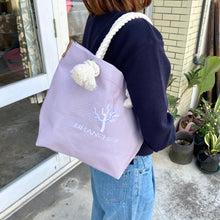 画像をギャラリービューアに読み込む, BRANCHES オリジナル トートバッグМ *珊瑚刺繍入り*ウィステリア(白刺繍、白紐)