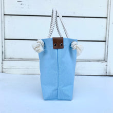 画像をギャラリービューアに読み込む, BRANCHES オリジナル トートバッグМ *珊瑚刺繍入り*アクアブルー(白刺繍、白紐)