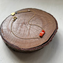 画像をギャラリービューアに読み込む, 深海珊瑚ブレスレット