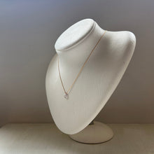 画像をギャラリービューアに読み込む, サファイアネックレス/変形